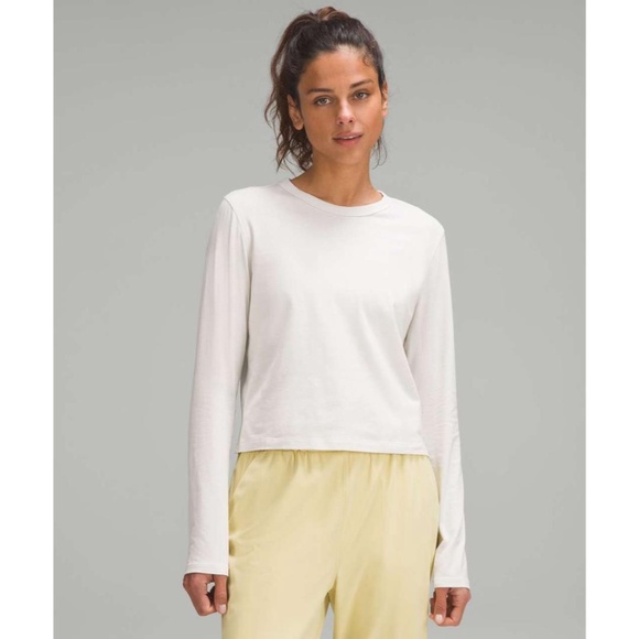 Lululemon Classic-Fit Long Sleeve Tee NWT - Picture 1 of 8